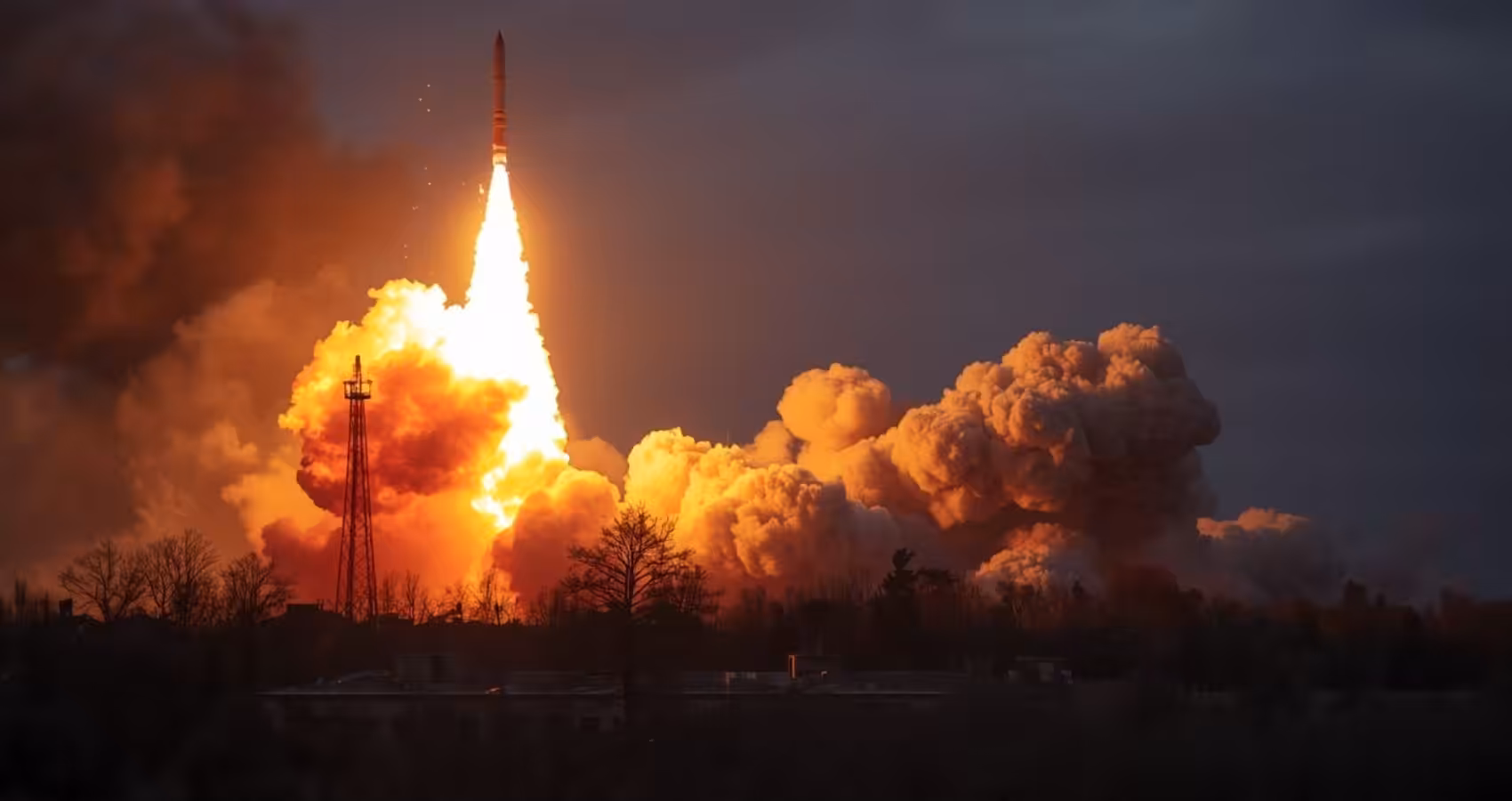 Russia warns civilians to flee